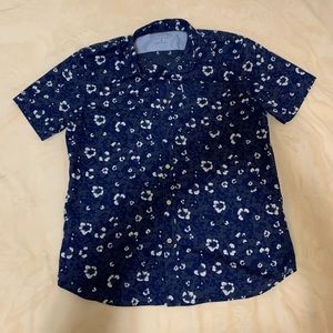 Banana Republic Floral Short Sleeve Button-up